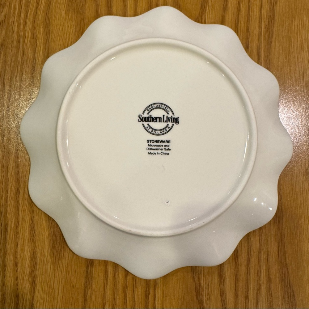 Southern Living Accent Plates (4) Blue Country French Farmhouse Style NEW - Picture 3 of 4